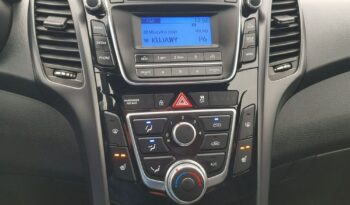 Hyundai i30 blue 1.6 GDI Passion full