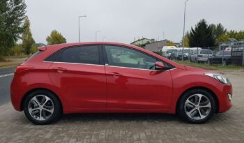 Hyundai i30 blue 1.6 GDI Passion full