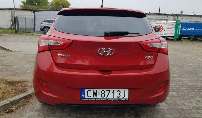 Hyundai i30 blue 1.6 GDI Passion full