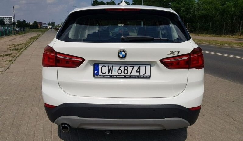 BMW X1 sDrive18d Advantage full