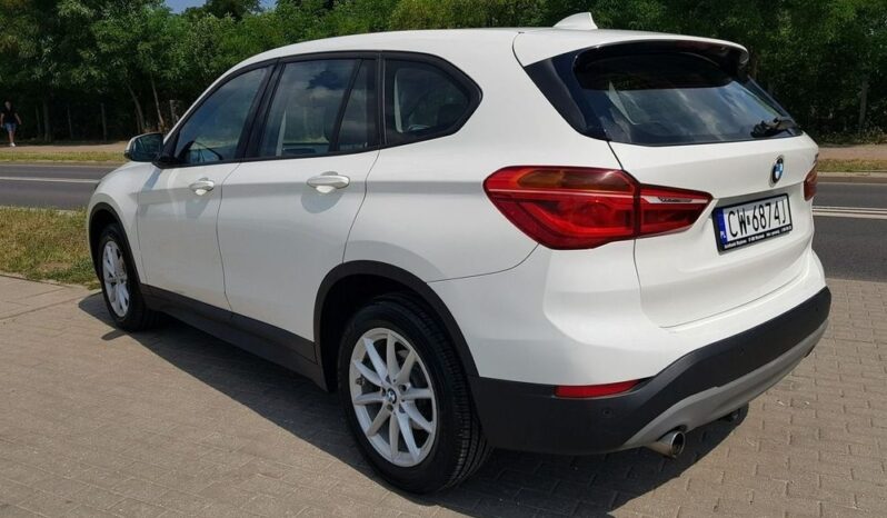 BMW X1 sDrive18d Advantage full