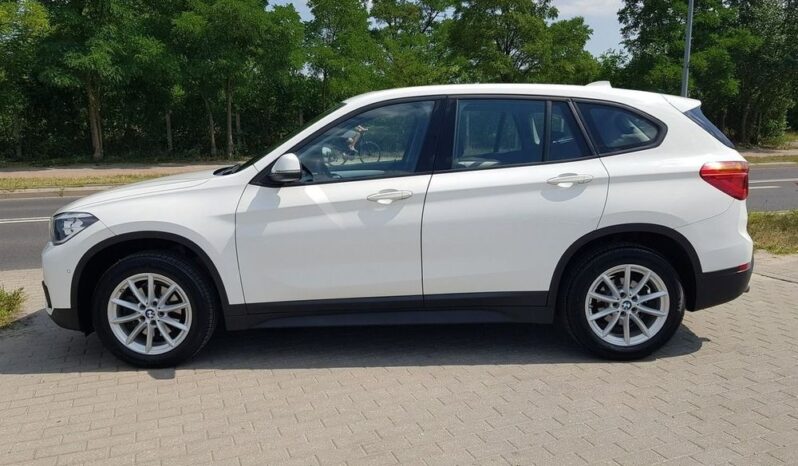BMW X1 sDrive18d Advantage full